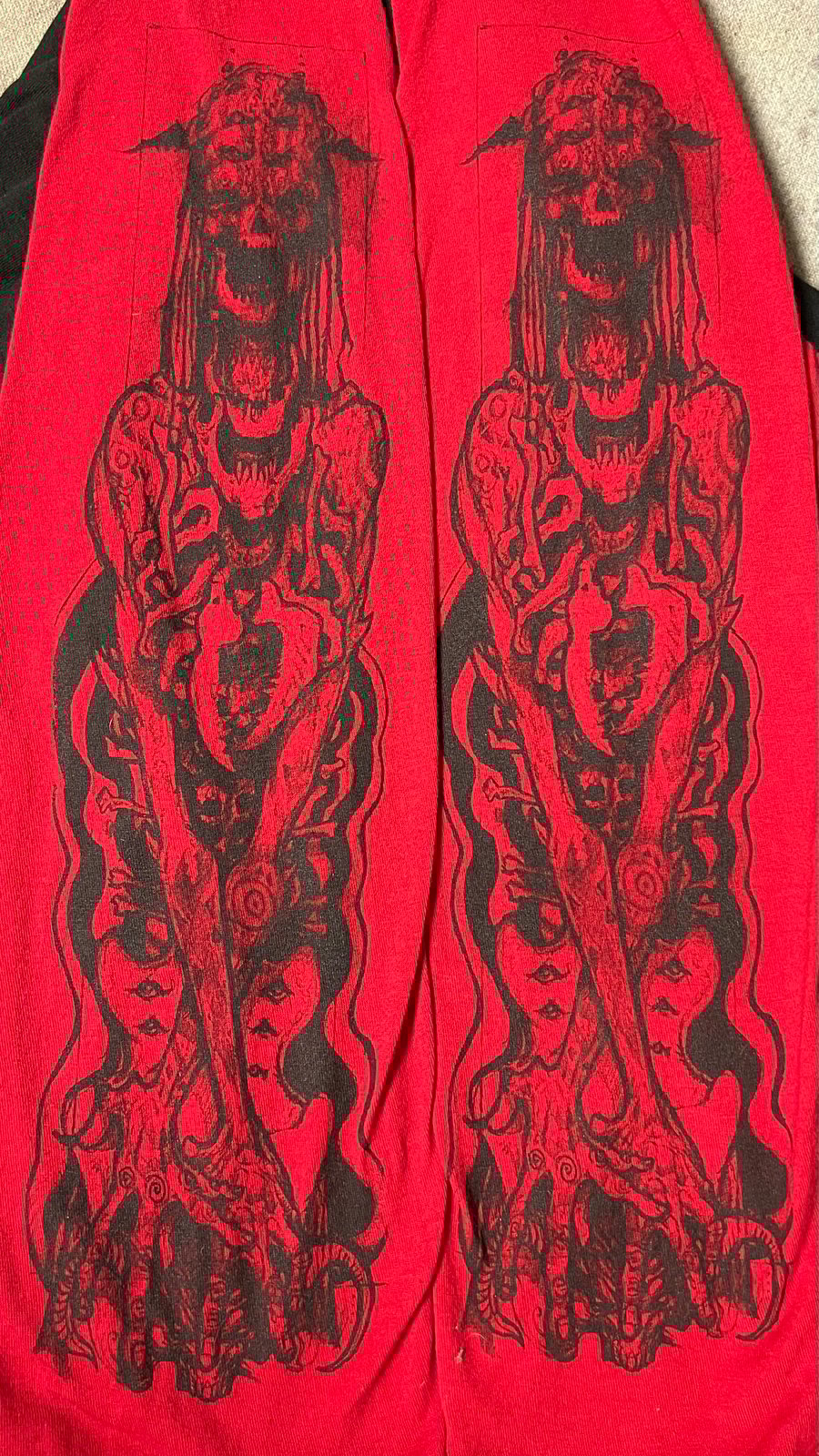 Red Raglan - junkerdesigns